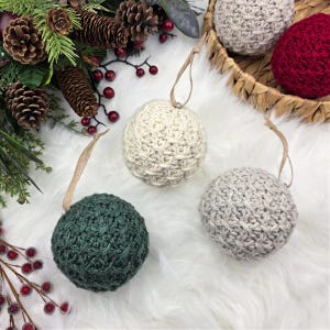 CROCHET PATTERN | Fireside Crochet Christmas Bauble | Crochet Christmas Ornament | Crochet Ornaments | Christmas Bauble | PDF